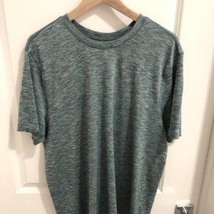 SOLD - Men's Lululemon Metal Vent Tech Surge SS shirt XL Green